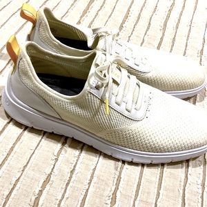 Mens Cole Haan zero grand lace up sneakers. Excellent condition! Size 12